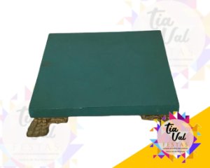 Foto de BASE DE MADEIRA VERDE QUADRADA P