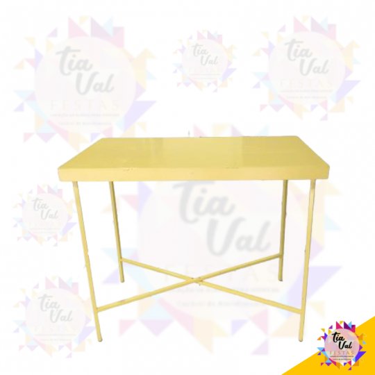 MESA AMARELA BEBE RETANGULAR 0,52CM X 0,97CM