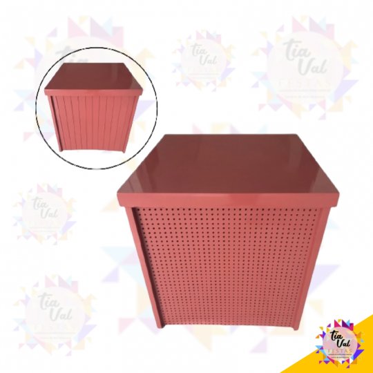MESA CUBO PEGBOARD - ROSA SECO - 64CM ALT - 61 X 61 TAMPO