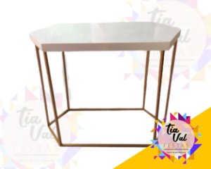 Foto de MESA SEXTAVADA  DOURADA C/ BRANCO GRANDE