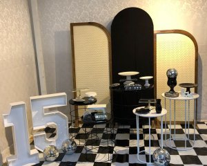 Foto de INSPIRAÇÃO 15 ANOS PRETO E BRANCO