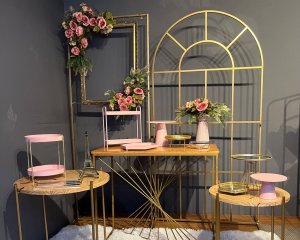 Foto de INSPIRAÇÃO ADULTO DOURADO