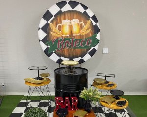 Foto de MONTAGEM BOTECO CAMBURÃO PRETO MESA DIAMANTE