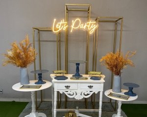 Foto de  INSPIRAÇÃO DOURADA COM AZUL LETS PARTY