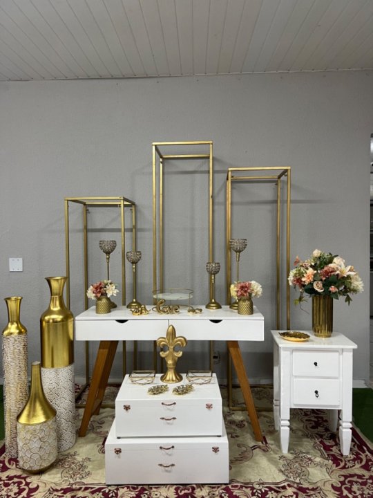 INSPIRAÇÃO DOURADA COM BRANCO