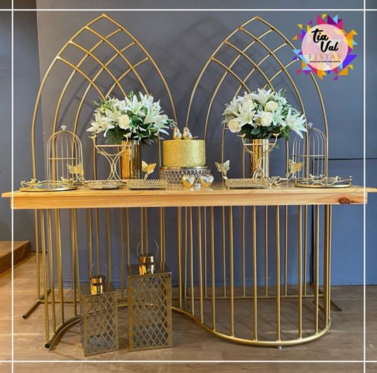 INSPIRAÇÃO DOURADA - MESA SINUOSA