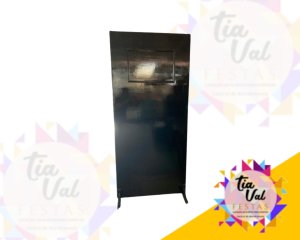 Foto de PAINEL PORTA PRETA 2M X 1M 