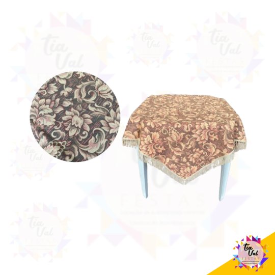 TOALHA ESTAMPADA COM FRANJA - 1,06 X 1,06