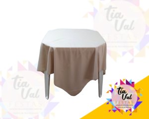 Foto de TOALHA QUADRADA BEGE 1,50M X 1,50M