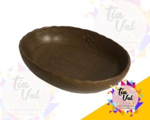 Foto de TRAVESSA OVAL DE BARRO COM BORDINHAS - FEIJOADA